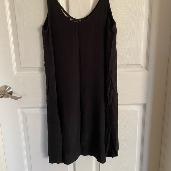 Wilfred Lazare black silk dress, size small - Picture 4 of 5